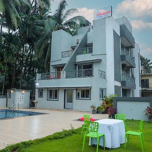 Encasa Resort